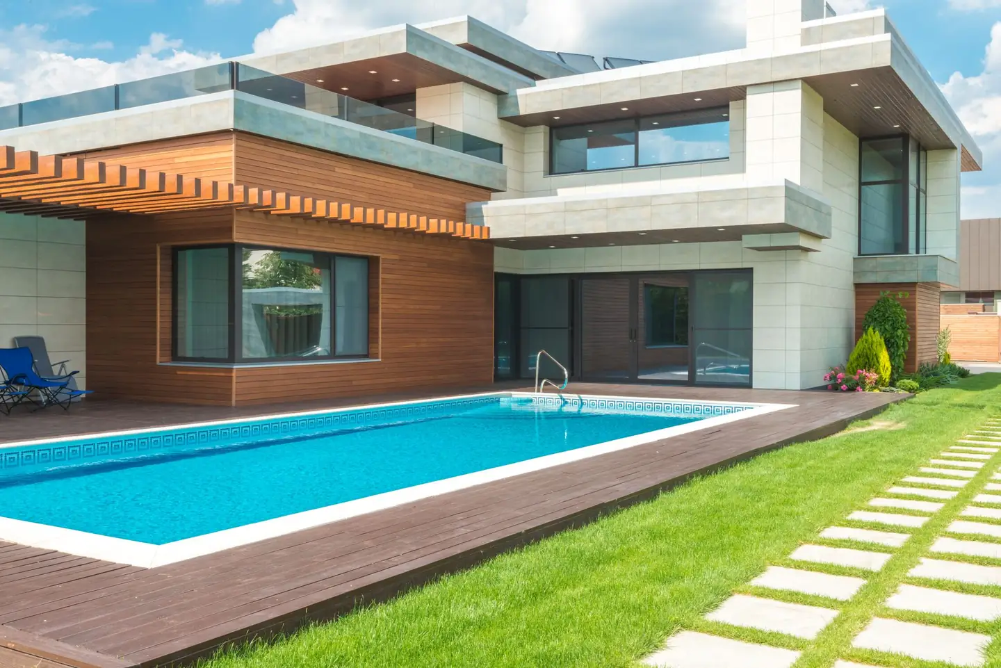 Swimming pool built in Fountaindale, NSW